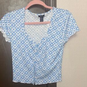 Rue21 Blue and White Floral Button Down Shirt